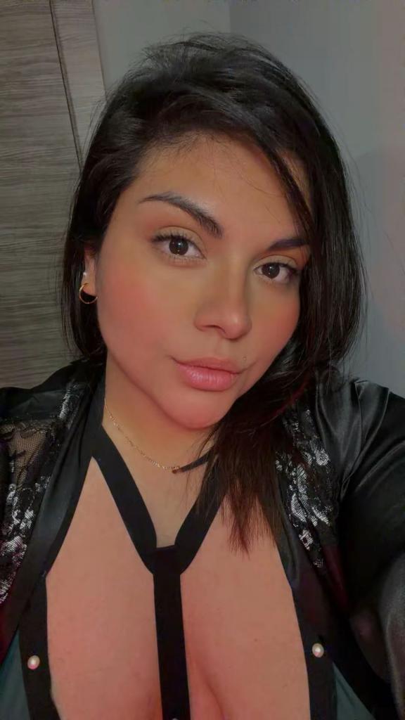 Chica busca chico en Sevilla: 