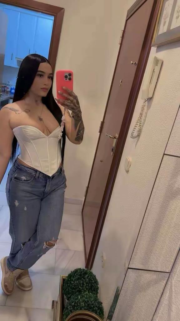 Chica busca chico en Sevilla: 