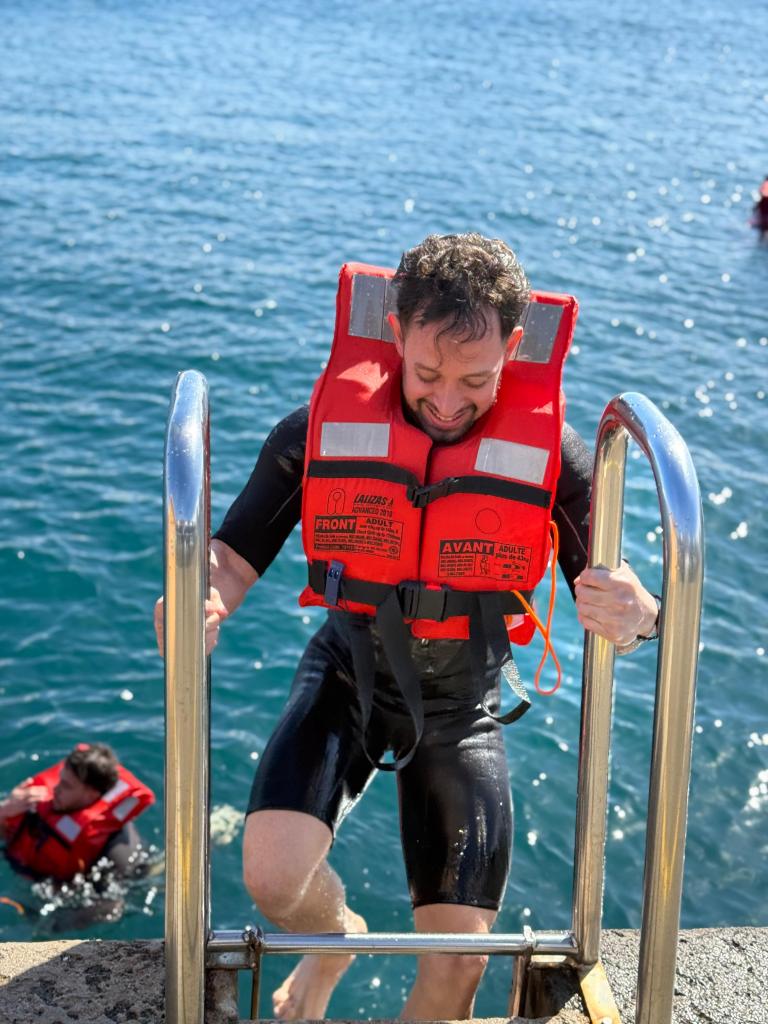 Chico busca chica en Las Palmas: 