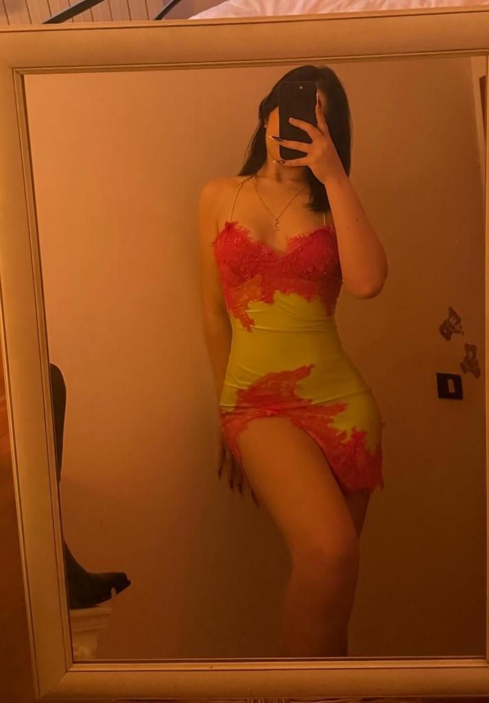 Chica busca chico en Tenerife: 