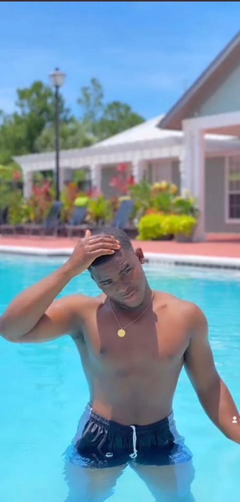 Chico busca chica en Zaragoza: 