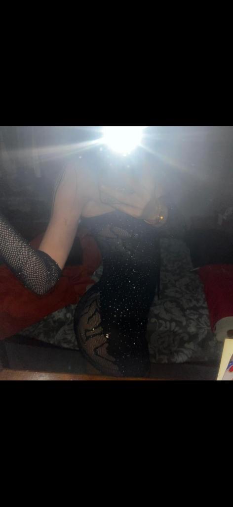 Chica busca chico en Tenerife: 