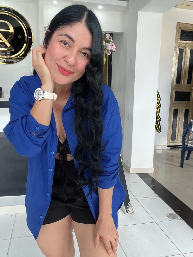 Chica busca chico en Tenerife: 