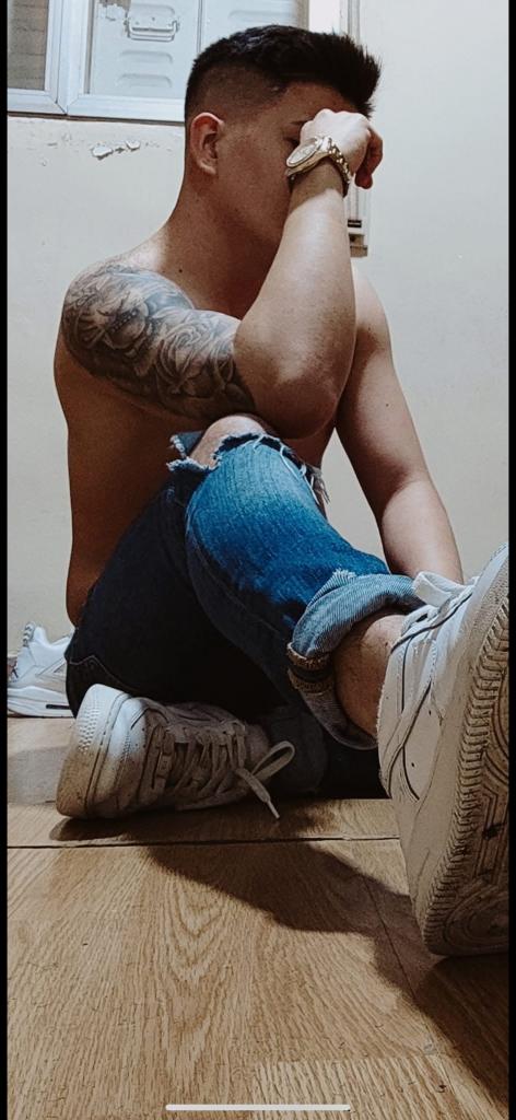 685093526: Chico busca chica en Madrid