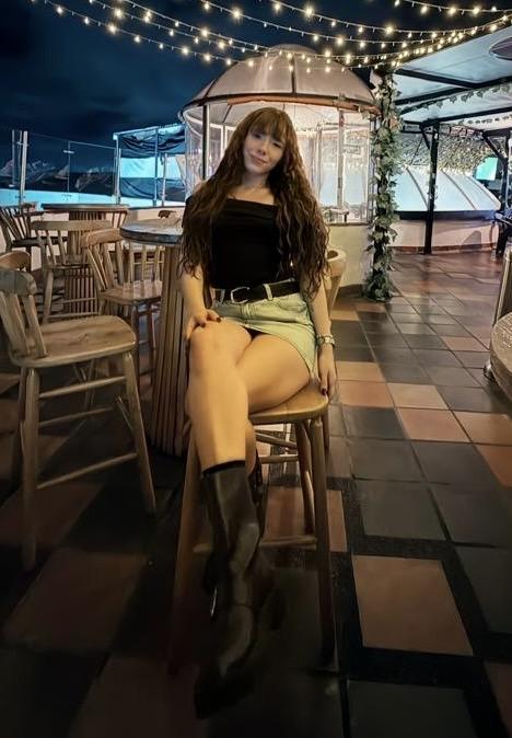 Chica busca chico en Granada: 