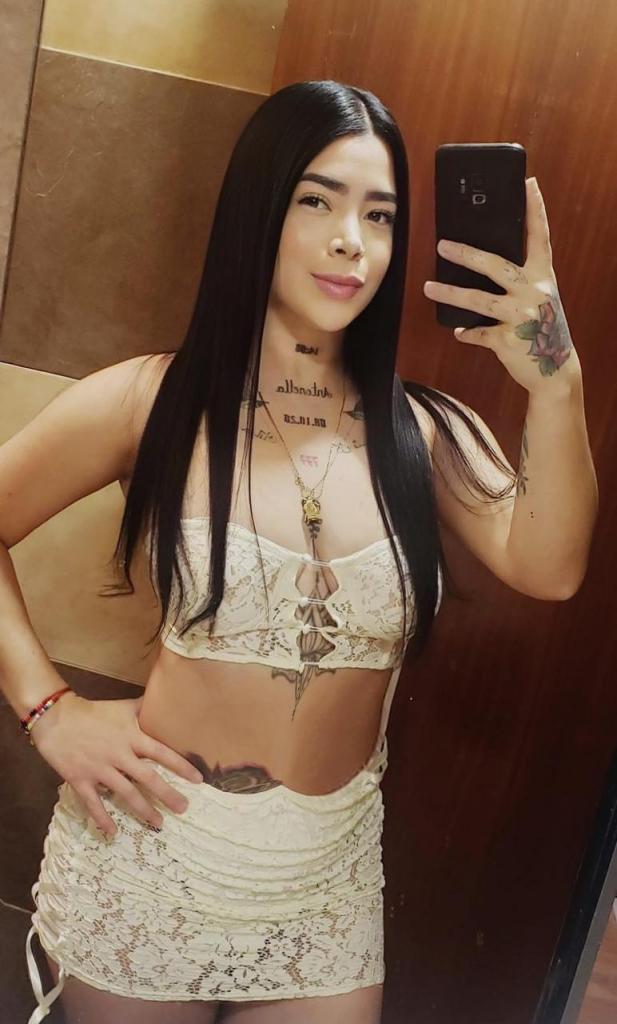 Chica busca chico en Ibiza: 