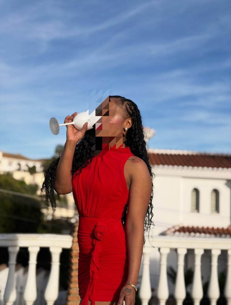 672809560: Chica busca chico en Málaga