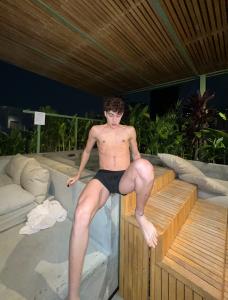 614608032: Chico busca chica en Madrid