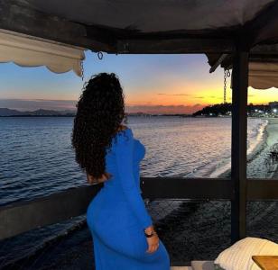 667536105: Chica busca chico en Cádiz