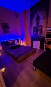 640079939: Chica busca chico en Madrid