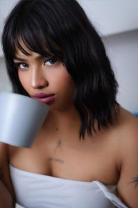 621062848: Chica busca chico en Madrid