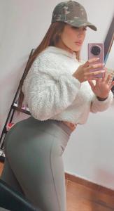 610094978: Chica busca chico en Málaga