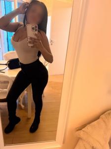 614808712: Chica busca chico en Alicante