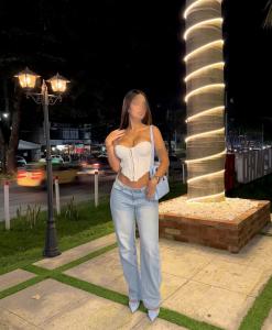 603821308: Chica busca chico en Cantabria