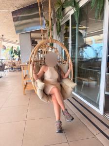 641274431: Chica busca chico en Madrid