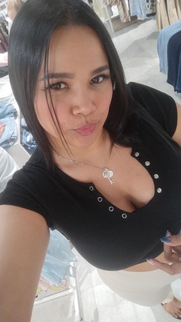 Chica busca chico en Almería: 