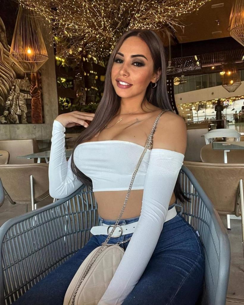 Chica busca chico en Tenerife: 