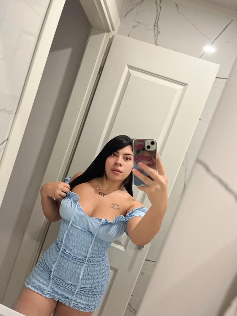 Chica busca chico en Almería: 