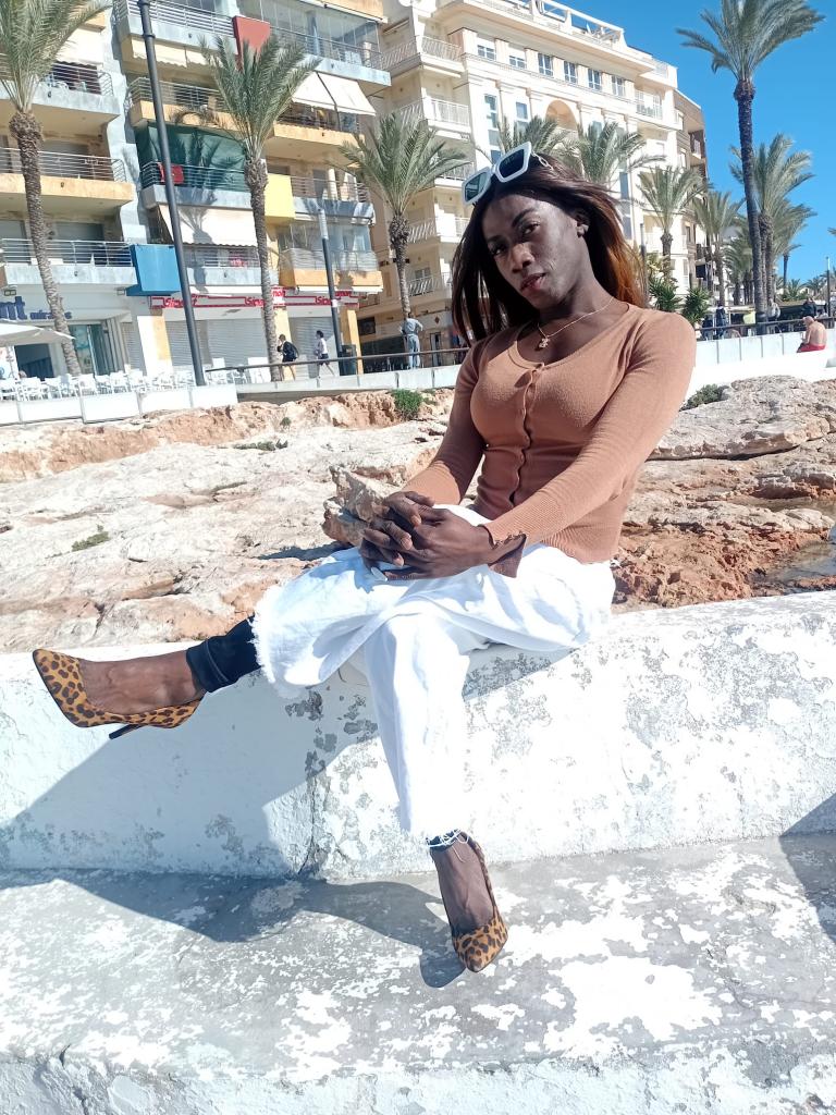 644969167: Travesti en Alicante