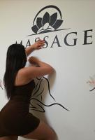 697997276: Chica busca chico en Barcelona