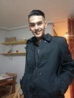 643660497: Chico busca chica en Barcelona