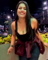 641320850: Chica busca chico en Sevilla