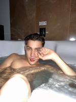 614608032: Chico busca chica en Madrid