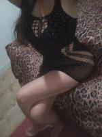 664536087: Chica busca chico en Gerona