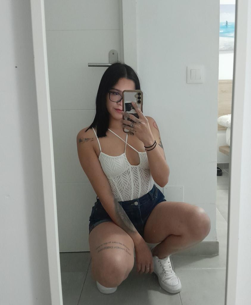 Chica busca chico en Zaragoza: Chica busca chico