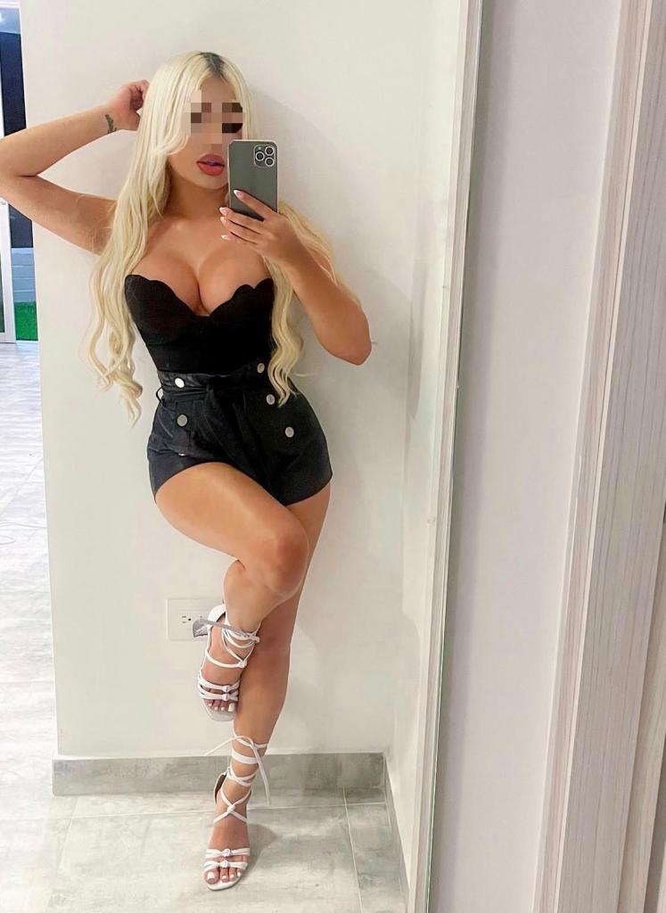 Chica busca chico en Tenerife: 