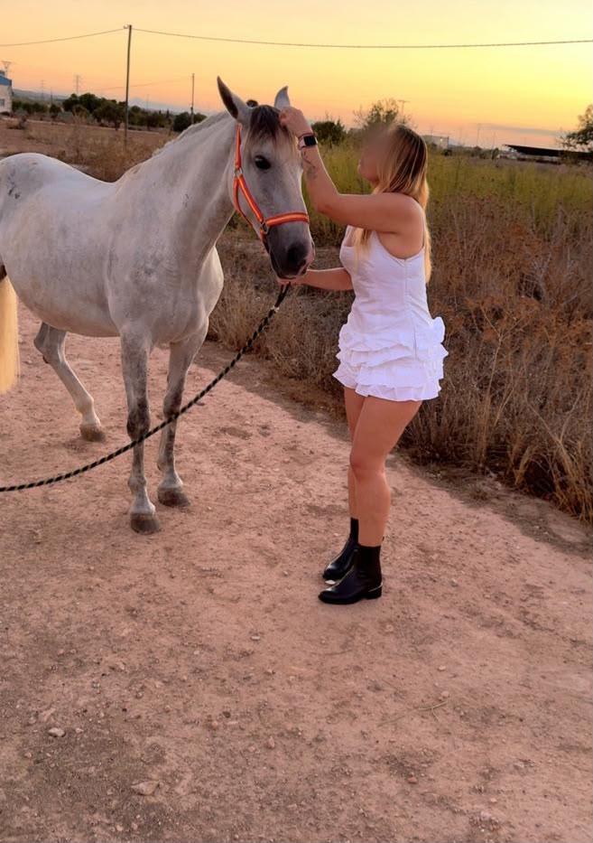 Chica busca chico en Murcia: 
