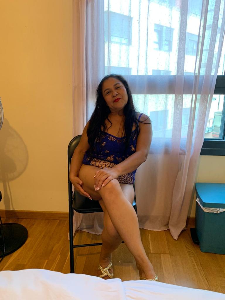 613311549: Chica busca chico en Cantabria