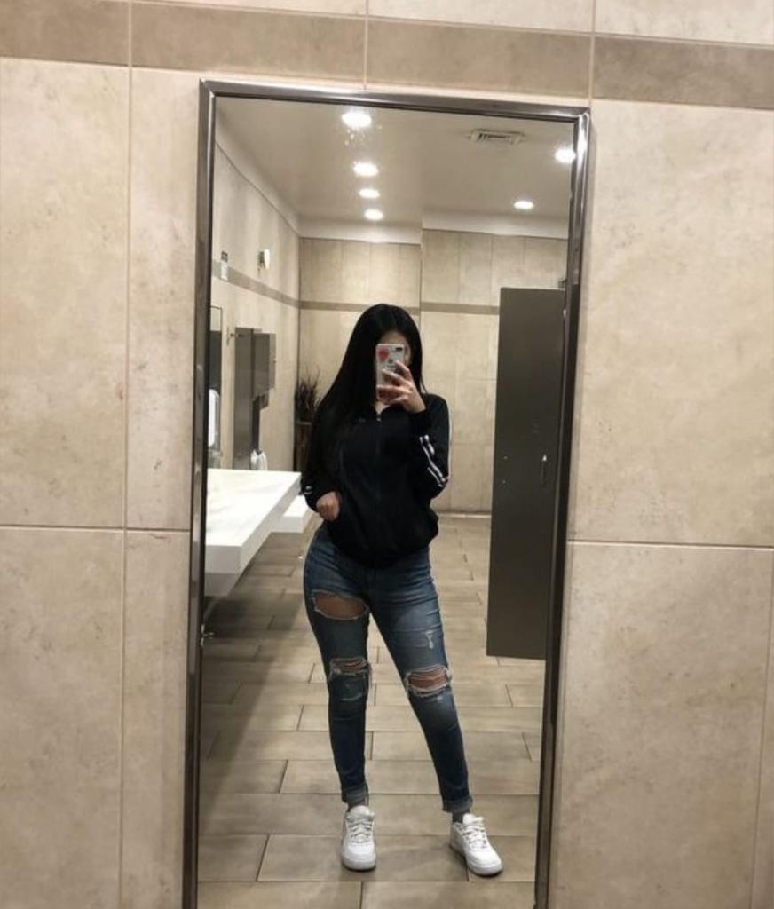 644827330: Chica busca chico en Madrid