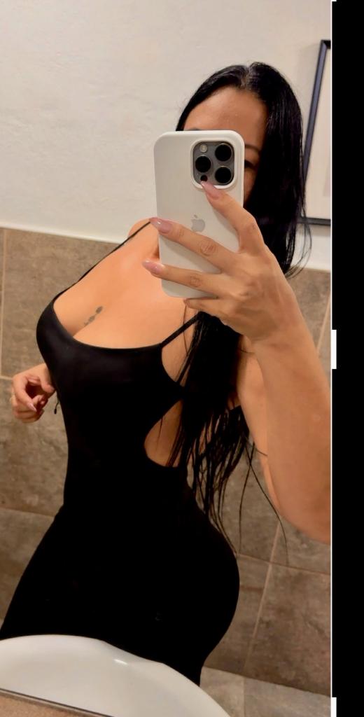 661248801: Chica busca chico en Mallorca