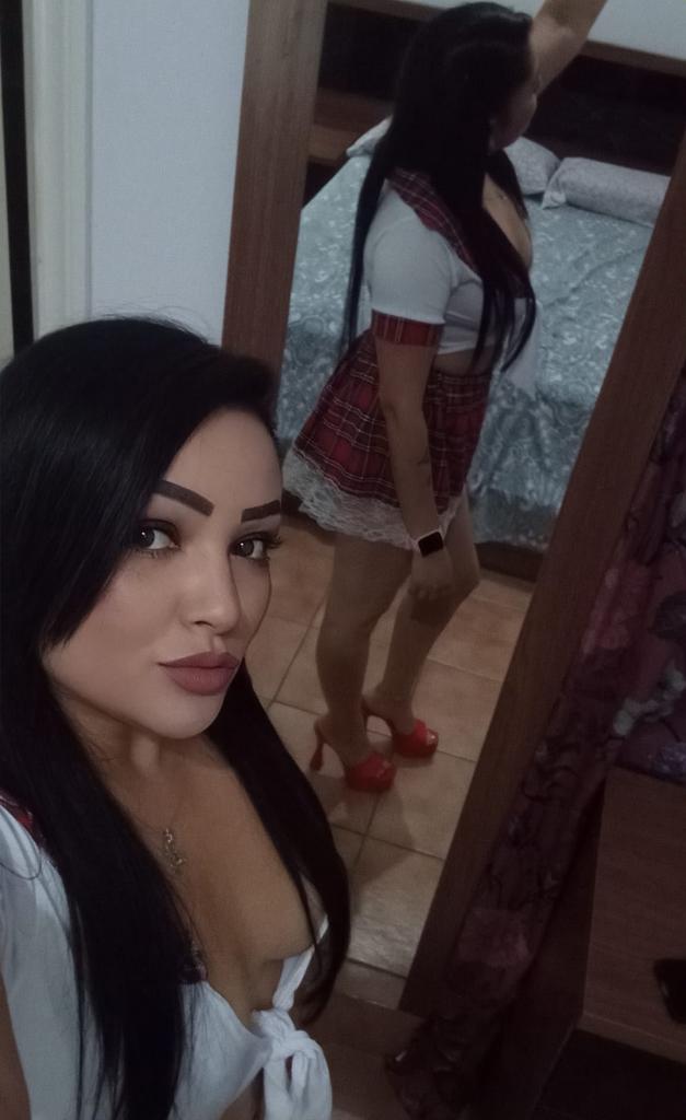 Chica busca chico en Sevilla: 
