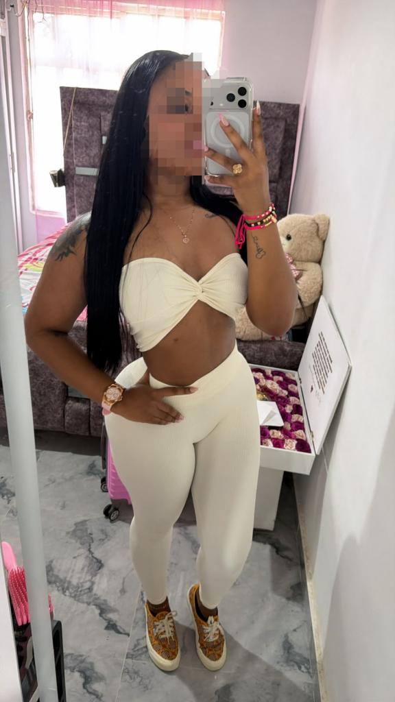 Chica busca chico en Barcelona: 
