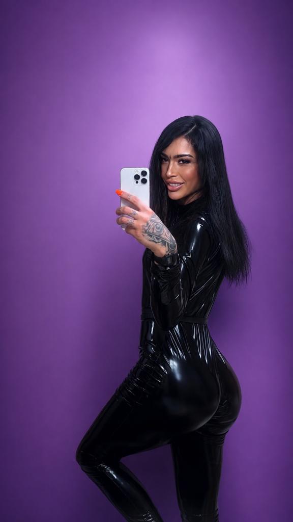 632300949: Chica busca chico en Madrid
