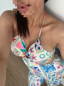 663927327: Chica busca chico en Sevilla