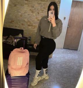 647480962: Chica busca chico en Pontevedra