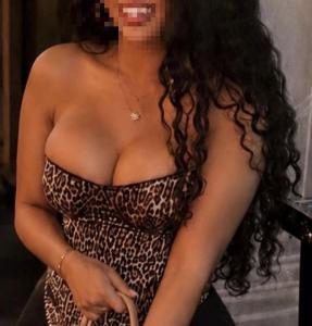 624560846: Chica busca chico en Sevilla