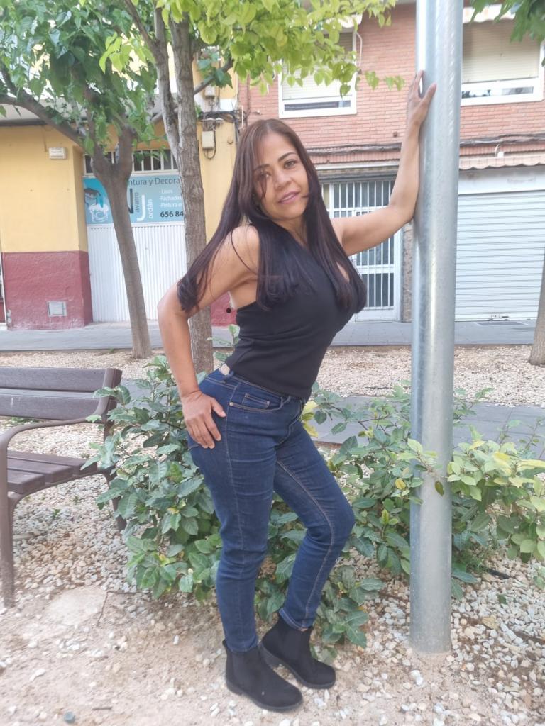 612576450: Chica busca chico en Murcia
