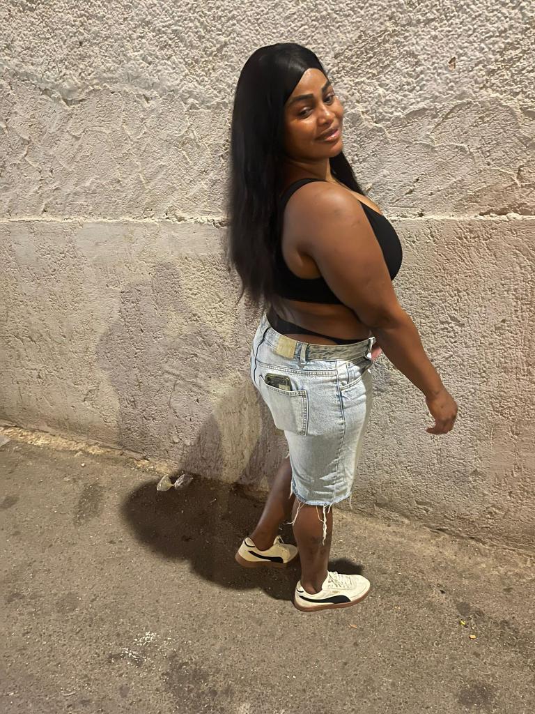 600384698: Chica busca chico en Huelva