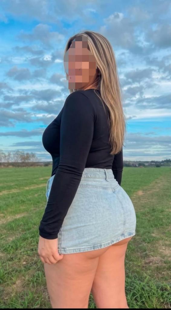 Chica busca chico en Jaén: 