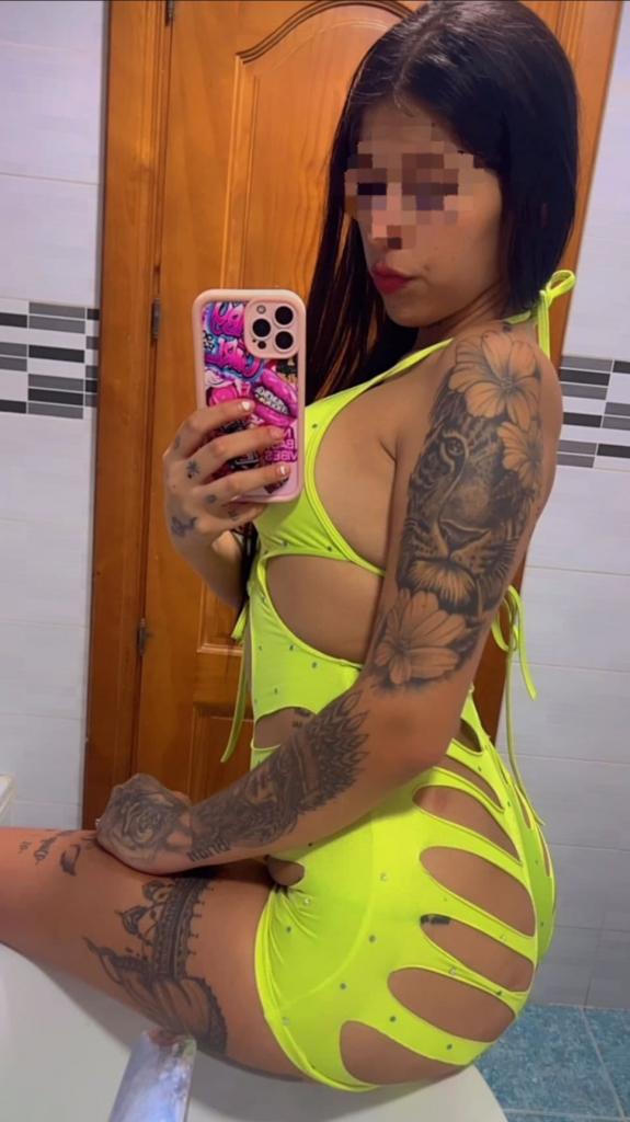 Chica busca chico en Granada: 