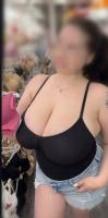 745019262: Chica busca chico en Barcelona