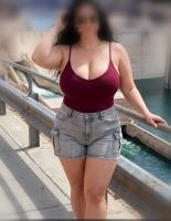 745019262: Chica busca chico en Barcelona