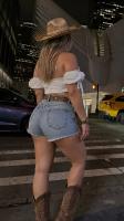 647467439: Chica busca chico en Formentera