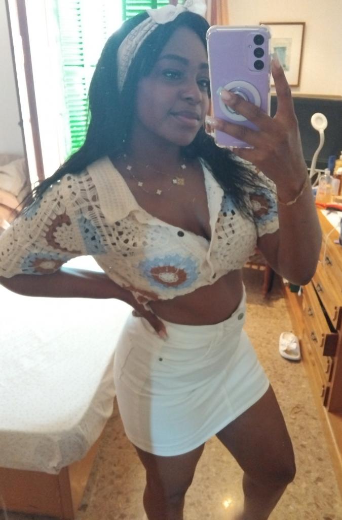 Chica busca chico en Cádiz: 