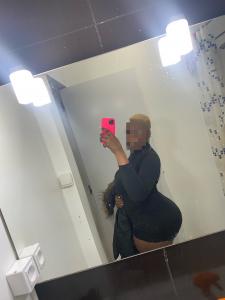 Chica busca chico en Lérida: 