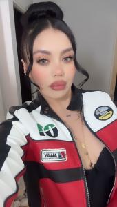 602104840: Chica busca chico en Sevilla